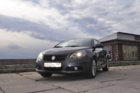 ������������ � ������� � Suzuki Kizashi