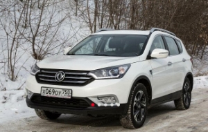 Dongfeng AX7       